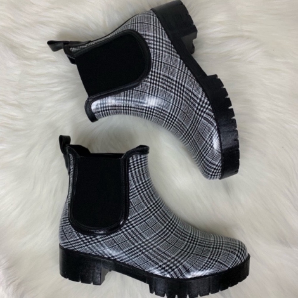 Jeffrey Campbell Chelsea Rain Boot New - Picture 5 of 6